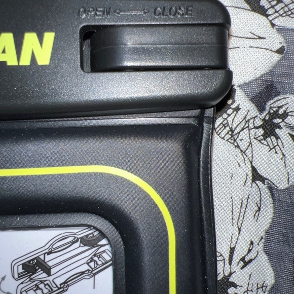 Pelican Marine Waterproof Phone Pouch 2 pack - NWT - Picture 11 of 11